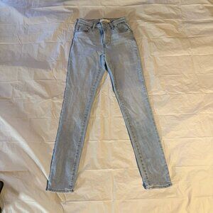 Women's light wash high waist skinny jeans
